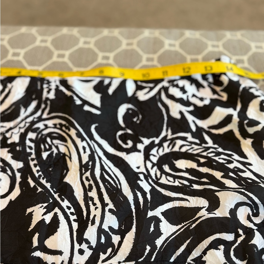 Ralph Lauren Black and White Fit and Flare Mini Skirt - Picture 9 of 10